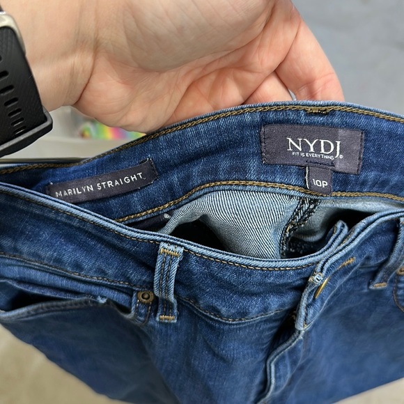 NYDJ Marilyn Straight Jeans Size 10 Petite Dark Wash Denim Mid Rise Stretch - Picture 2 of 6